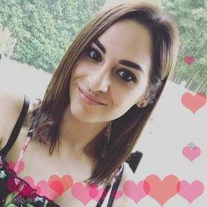 Meet your Posher, Ivette